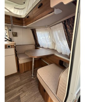 ERIBA TOURING FAMILIA 310 LEGEND Loisirs Caravaning